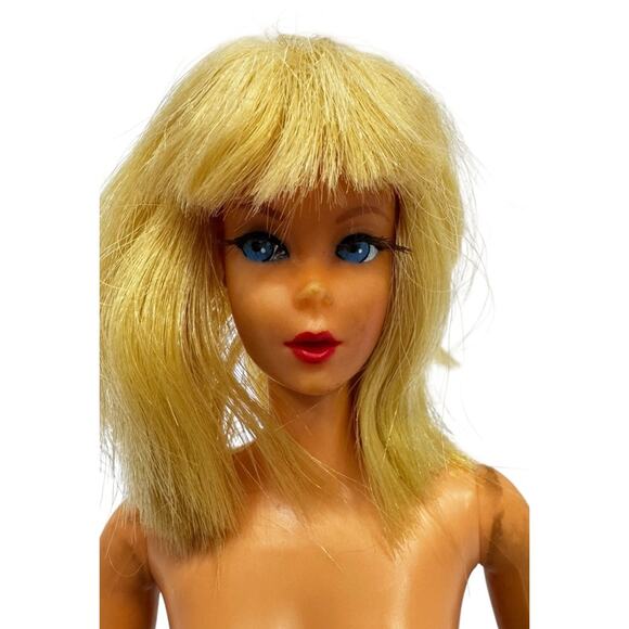 VTG Dramatic New Living Barbie Blonde Hair Rooted Lashes & Twist N Turn *READ - Picture 1 of 11
